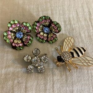 Flowers‎ Bee Bundle of 3 Jewelries Pins Earrings Jeweled